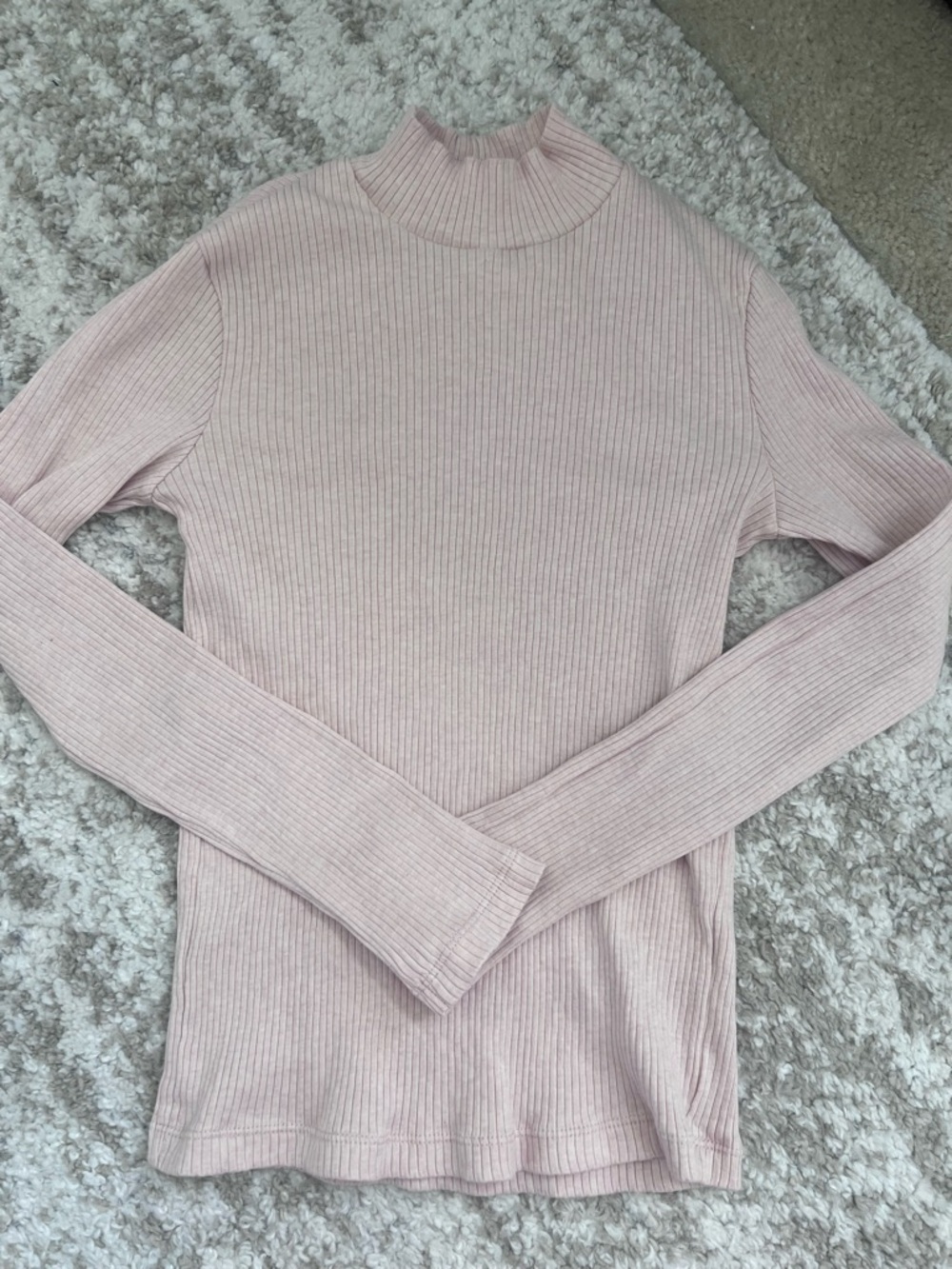 Uniqlo cotton pink mock neck